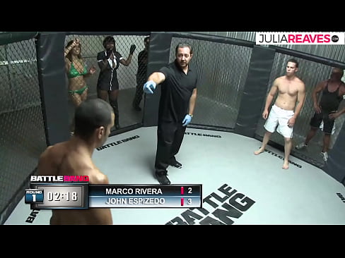 ❤️ Ultimate Fighter fucks wata lamba yarinya dama bayan fada a cikin zobe ❤️❌ Labaran batsa